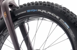 Kona Wo (2023) -Pyoravarikko 131792