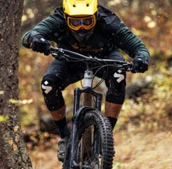 Sweet Protection Knee Guards Polvisuojat -Pyoravarikko 835011 Knee Guards BLACK MODEL 3 Sweetprotection