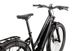 Specialized Turbo Vado 3.0 Step-Through -Pyoravarikko 95022 74 VADO 30 ST CSTBLK SILREFL D1 POV