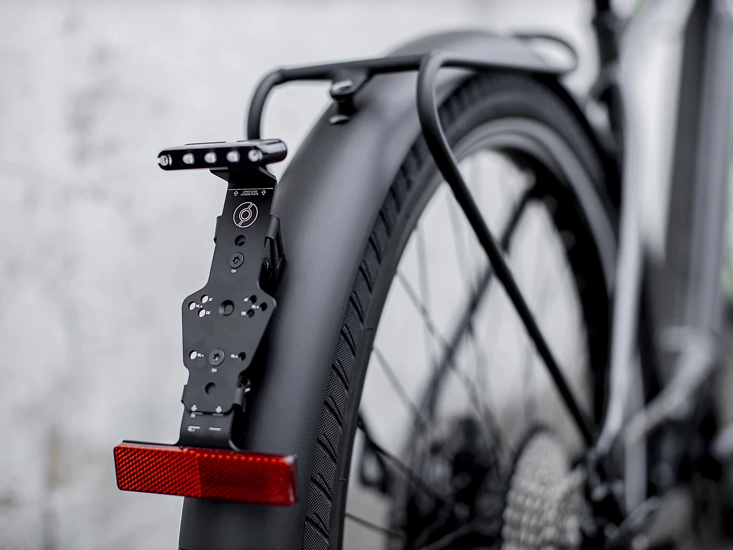 Trek Allant+ 8S (2023) 11 Trek Allant+ 8S (2023) - Image 11