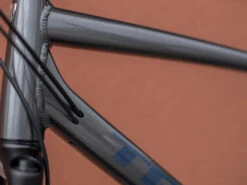 Trek District 2 Equipped (2023) -Pyoravarikko District2Equipped 21 33493 A Alt9