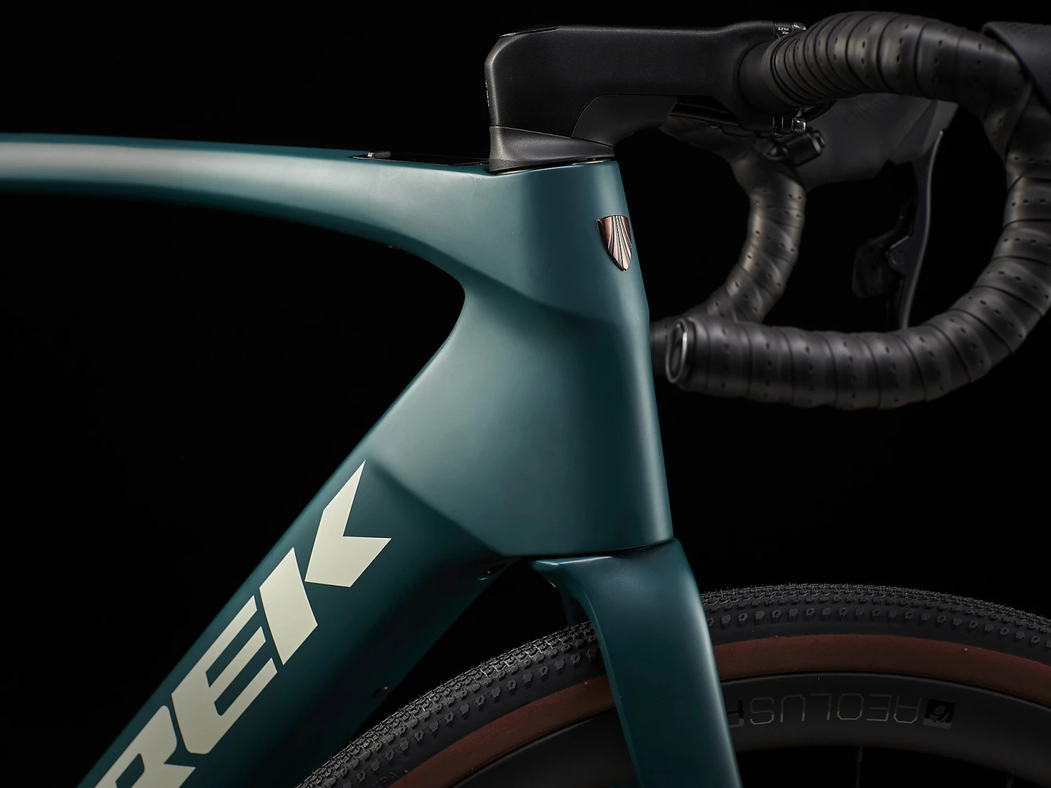 Trek Domane+ SLR 7 AXS (2023) 19 Trek Domane+ SLR 7 AXS (2023) - Image 19