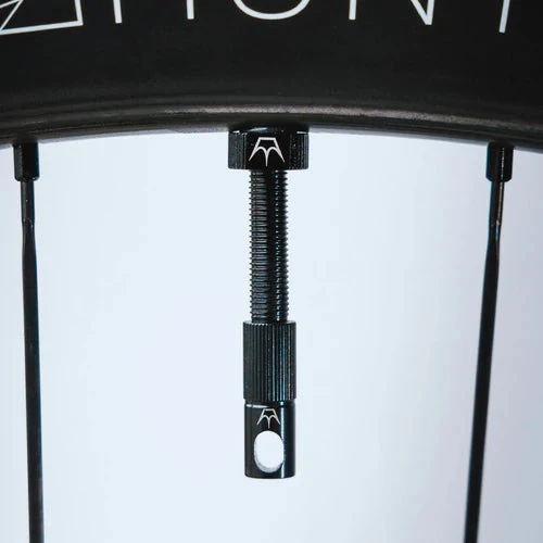 Peaty's X Chris King Valves Tubeless Venttiilit 60mm 2 Peaty's X Chris King Valves Tubeless Venttiilit 60mm - Image 2