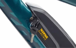 Kona El Kahuna SUV (2022) -Pyoravarikko Nayttokuva2022 4 12kello10.42.07