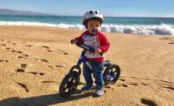 Strider 12" Sport Potkupyörä 19 Strider 12" Sport Potkupyörä -Pyoravarikko ST S4BL 01