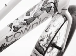 Electra Townie Path Go! 10D EQ Step-Thru (2022-2023) 28 Electra Townie Path Go! 10D EQ Step-Thru (2022-2023) -Pyoravarikko TowniePathGoStepThruEU 20 26950 C Alt1