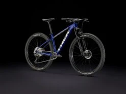 Trek X-Caliber 8 (2022-2023) -Pyoravarikko XCaliber8 23 35069 B Portrait 42198196 1451 4214 9cf4 aa3763b3d1ff