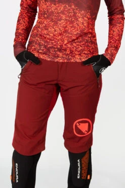 Endura MT500 Spray Short II Naisille -Pyoravarikko unnamed 5211b01c 1bfd 4886 a211 005f5c8b9044